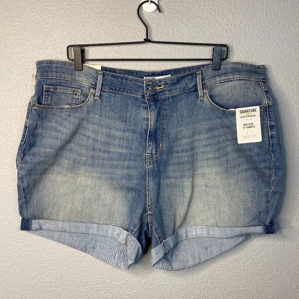 NWT Levi's Signature 5" Shorts